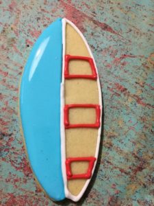 How to: Make Cute Surfboard Cookies for any Occasion