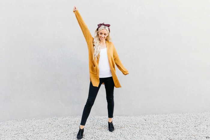 Sweater Weather is Here and I am Here for it! With a 50% off coupon code for Cents of Style and free shipping, this is a fashion deal you don't want to miss!